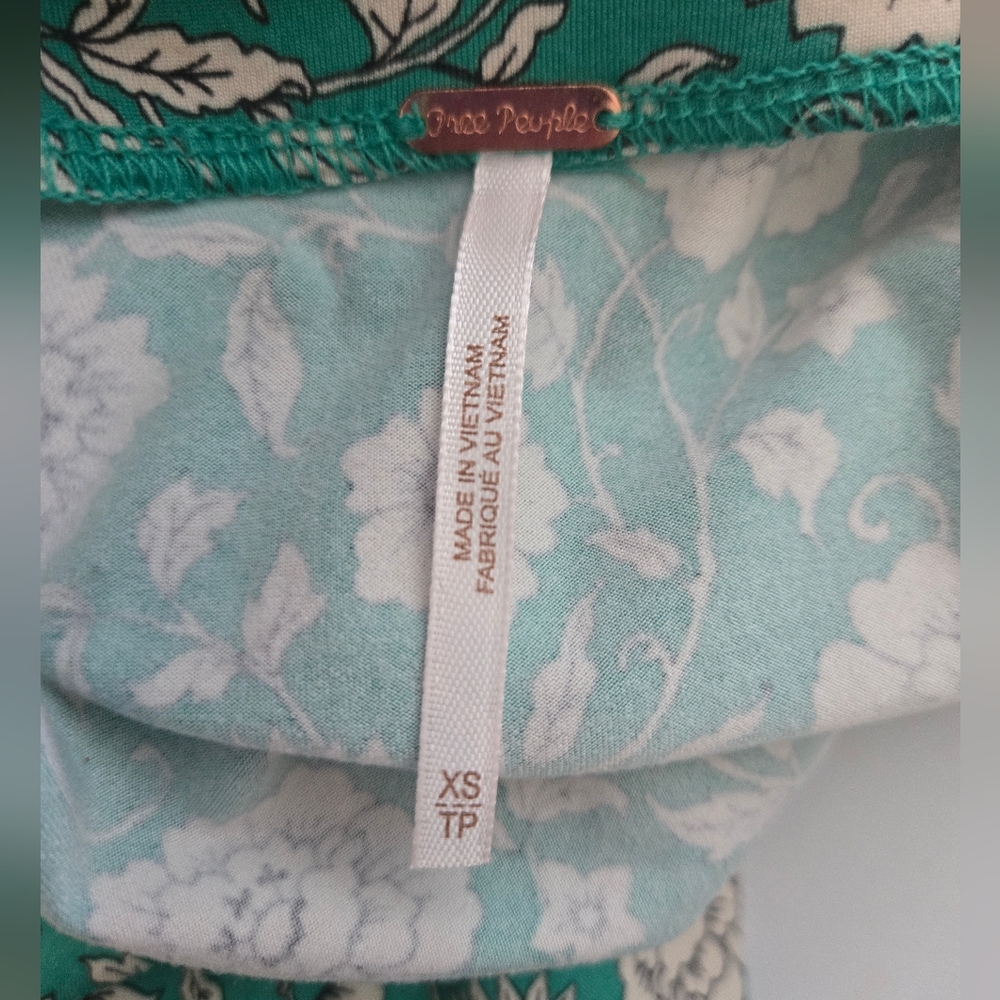 Free People Saron Skirt Floral Green Flowers Size XS - Picture 8 of 14